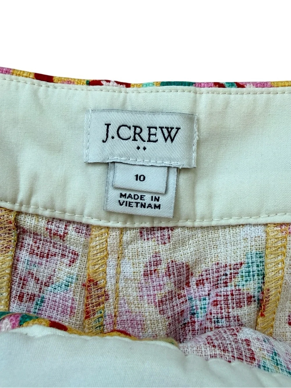 J.Crew Yellow Floral Cotton Shorts Cottagecore Preppy Summer Size 10 Vacation